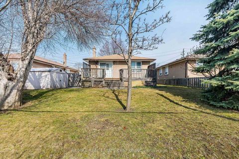 Photo 29 at 39 Bradstock Road, Humbermede, Toronto