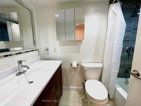 Photo 8 at 206 - 22 Shallmar Boulevard, Forest Hill North, Toronto