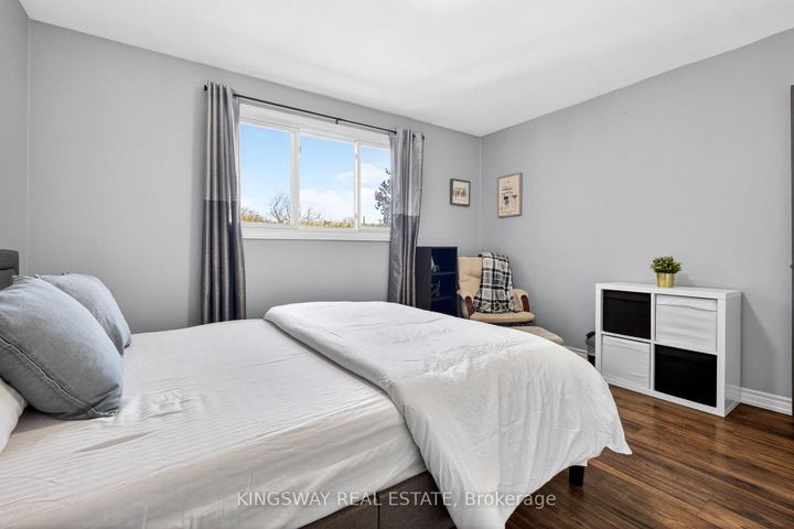 Photo 19 at 602 Clare Place S, Shoreacres, Burlington