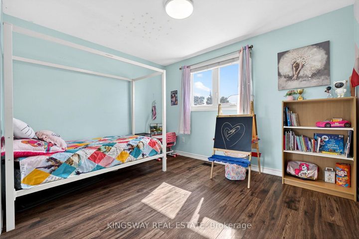 Photo 20 at 602 Clare Place S, Shoreacres, Burlington