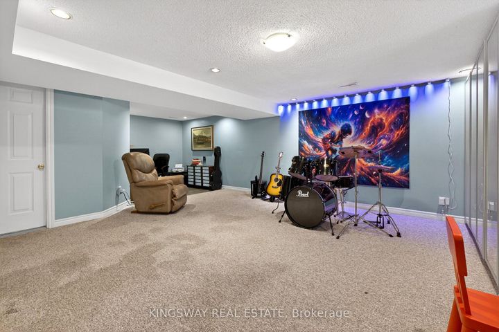 Photo 35 at 602 Clare Place S, Shoreacres, Burlington