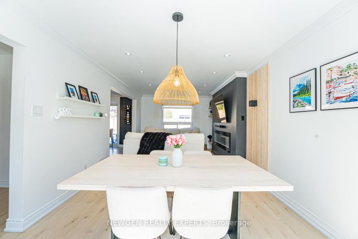 Photo 12 at 19 Stillwater Crescent, Brampton West, Brampton