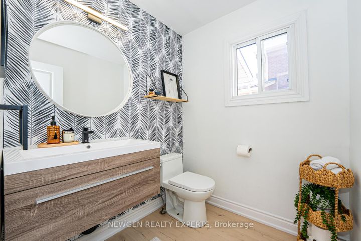 Photo 17 at 19 Stillwater Crescent, Brampton West, Brampton