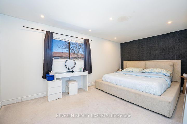 Photo 22 at 19 Stillwater Crescent, Brampton West, Brampton