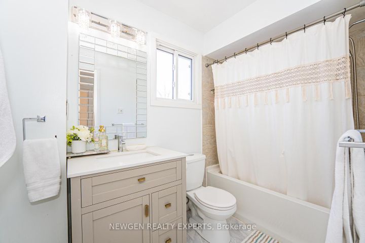 Photo 30 at 19 Stillwater Crescent, Brampton West, Brampton