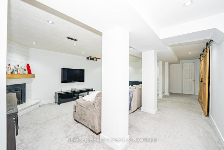 Photo 39 at 19 Stillwater Crescent, Brampton West, Brampton