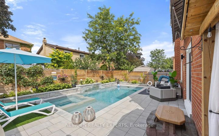 Photo 43 at 19 Stillwater Crescent, Brampton West, Brampton