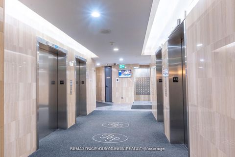 Photo 5 at 1002 - 8501 Bayview Avenue, Doncrest, Richmond Hill