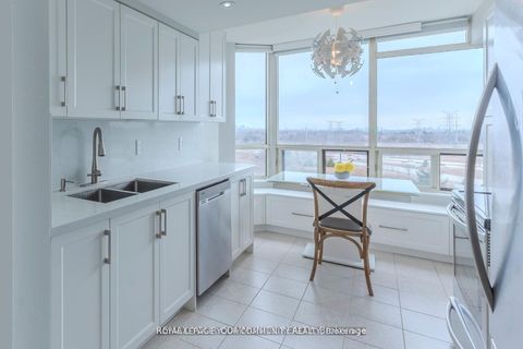 Photo 10 at 1002 - 8501 Bayview Avenue, Doncrest, Richmond Hill