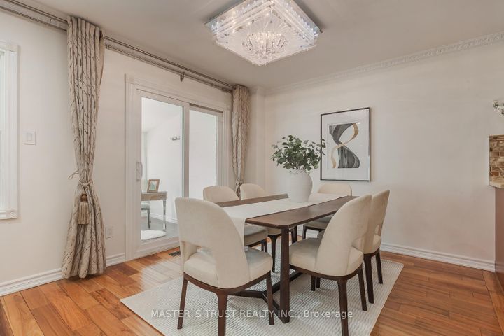 Photo 13 at 97 Pauline Court, Glen Shields, Vaughan