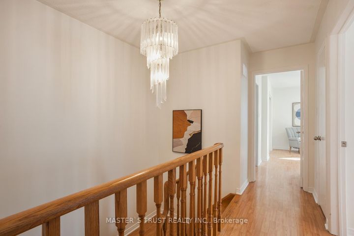 Photo 18 at 97 Pauline Court, Glen Shields, Vaughan