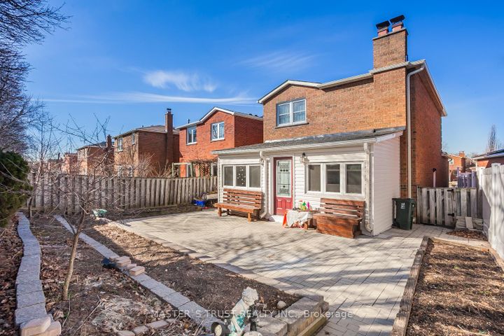 Photo 35 at 97 Pauline Court, Glen Shields, Vaughan