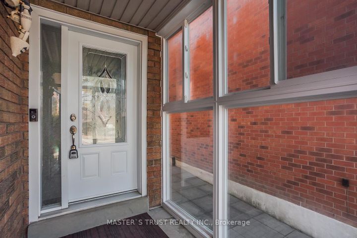 Photo 36 at 97 Pauline Court, Glen Shields, Vaughan