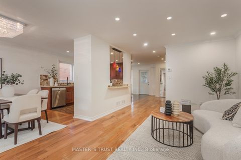 Photo 9 at 97 Pauline Court, Glen Shields, Vaughan