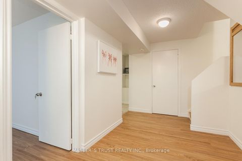 Photo 28 at 97 Pauline Court, Glen Shields, Vaughan