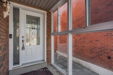 Photo 36 at 97 Pauline Court, Glen Shields, Vaughan