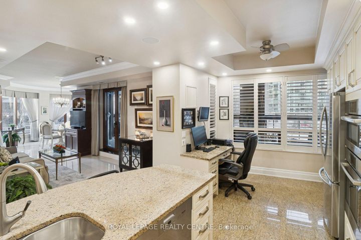 Photo 10 at 220 - 2095 Lake Shore Boulevard W, Mimico, Toronto