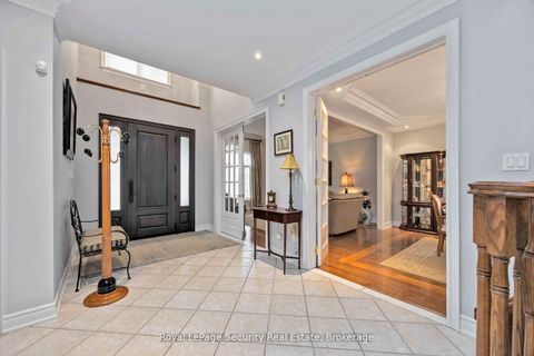 Photo 2 at 27 Gaydon Avenue, Pelmo Park W5, Toronto