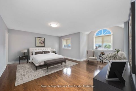 Photo 20 at 27 Gaydon Avenue, Pelmo Park W5, Toronto