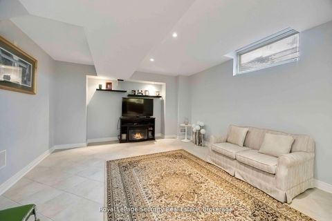 Photo 30 at 27 Gaydon Avenue, Pelmo Park W5, Toronto