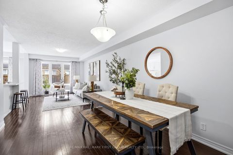 Photo 7 at 2405 Hill Rise Street, Windfields, Oshawa