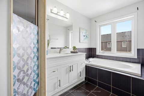 Photo 31 at 2405 Hill Rise Street, Windfields, Oshawa