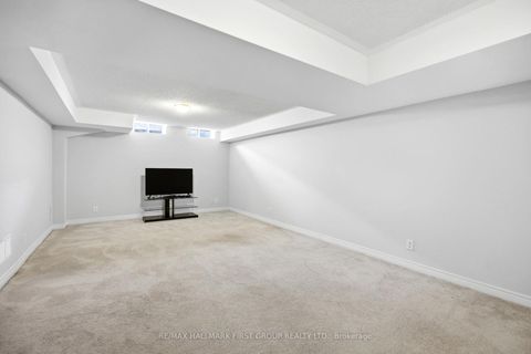 Photo 37 at 2405 Hill Rise Street, Windfields, Oshawa