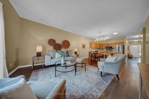 Photo 7 at 18 - 1111 Wilson Road N, Pinecrest, Oshawa