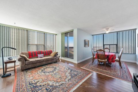 Photo 4 at 1502 - 100 Quebec Avenue, High Park North, Toronto