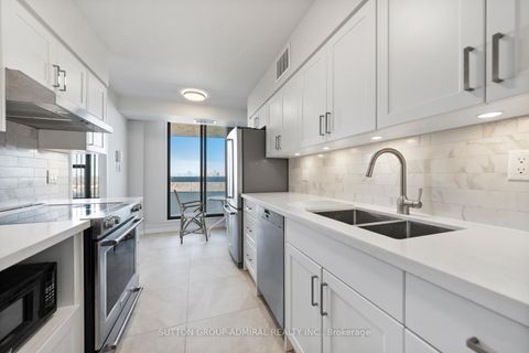 Photo 10 at 1502 - 100 Quebec Avenue, High Park North, Toronto