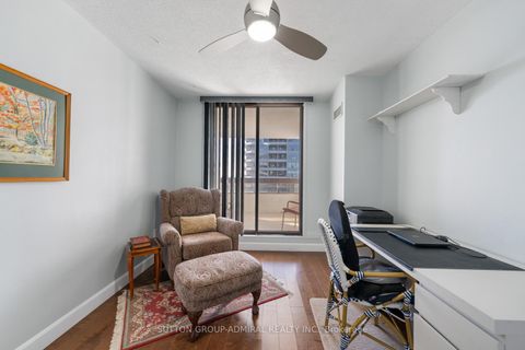 Photo 15 at 1502 - 100 Quebec Avenue, High Park North, Toronto