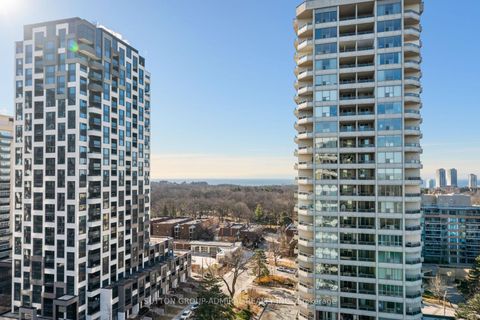 Photo 17 at 1502 - 100 Quebec Avenue, High Park North, Toronto