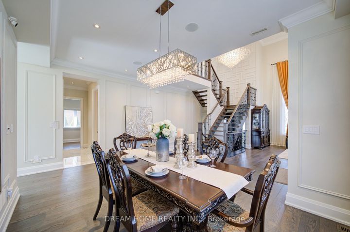 Photo 14 at 476 TENNYSON Drive, WO West, Oakville