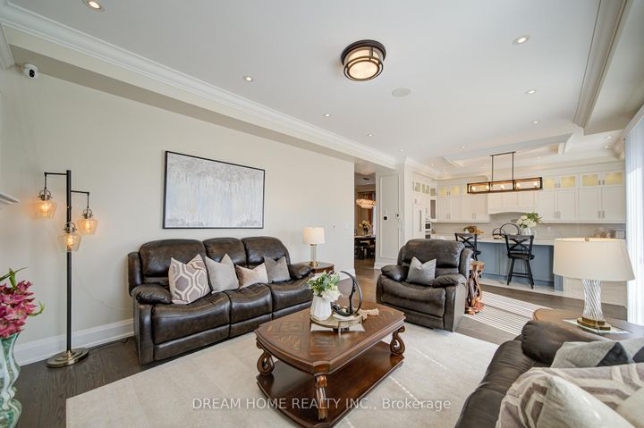 Photo 22 at 476 TENNYSON Drive, WO West, Oakville