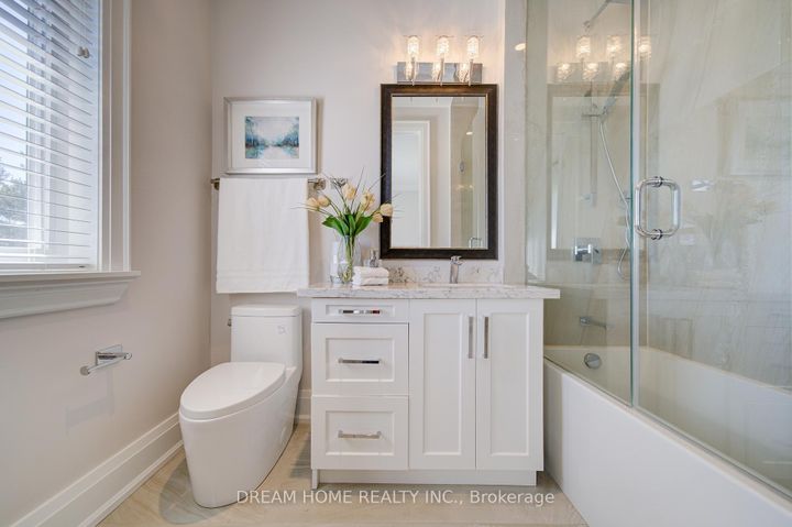 Photo 35 at 476 TENNYSON Drive, WO West, Oakville