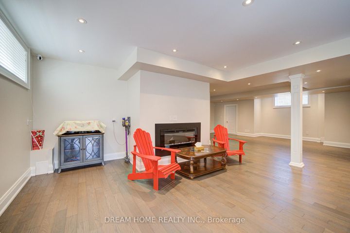 Photo 41 at 476 TENNYSON Drive, WO West, Oakville