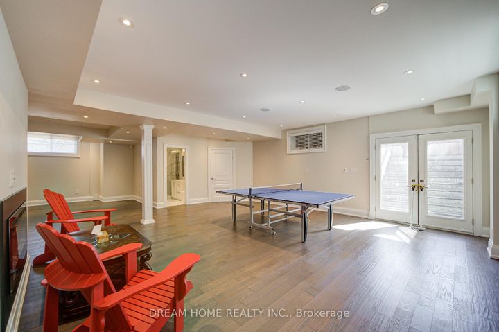 Photo 42 at 476 TENNYSON Drive, WO West, Oakville