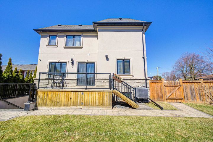 Photo 46 at 476 TENNYSON Drive, WO West, Oakville