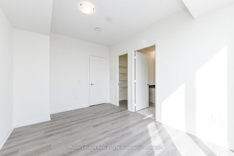 Photo 6 at 1121 - 8960 Jane Street, Concord, Vaughan