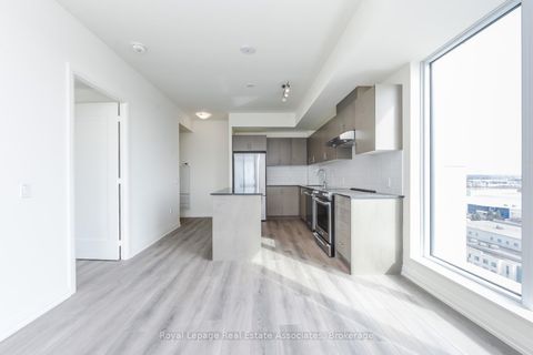 Photo 9 at 1121 - 8960 Jane Street, Concord, Vaughan