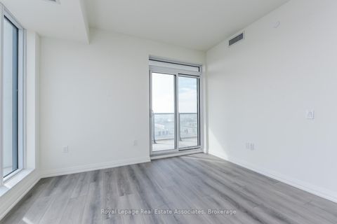 Photo 12 at 1121 - 8960 Jane Street, Concord, Vaughan