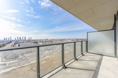 Photo 24 at 1121 - 8960 Jane Street, Concord, Vaughan