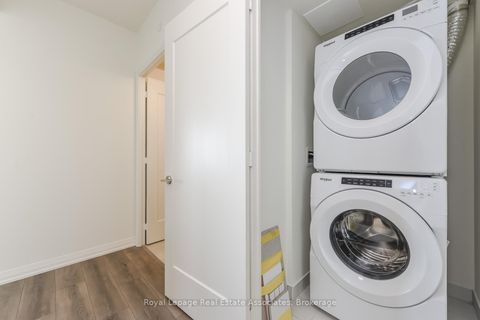 Photo 37 at 1121 - 8960 Jane Street, Concord, Vaughan