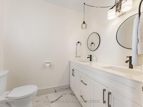 Photo 14 at 205 Vauxhall Drive, Dorset Park, Toronto