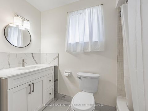 Photo 17 at 205 Vauxhall Drive, Dorset Park, Toronto