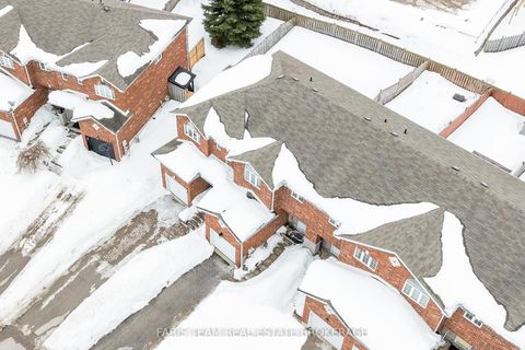 Photo 1 at 233 Stanley Street, East Bayfield, Barrie