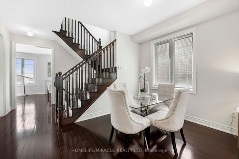 Photo 3 at 181 Boone Crescent, Kleinburg, Vaughan