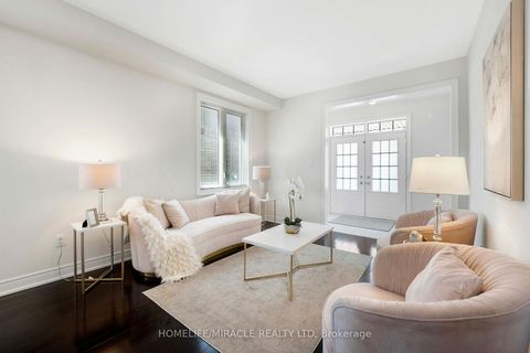 Photo 4 at 181 Boone Crescent, Kleinburg, Vaughan