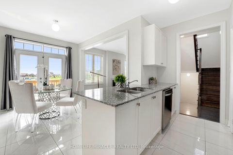 Photo 14 at 181 Boone Crescent, Kleinburg, Vaughan