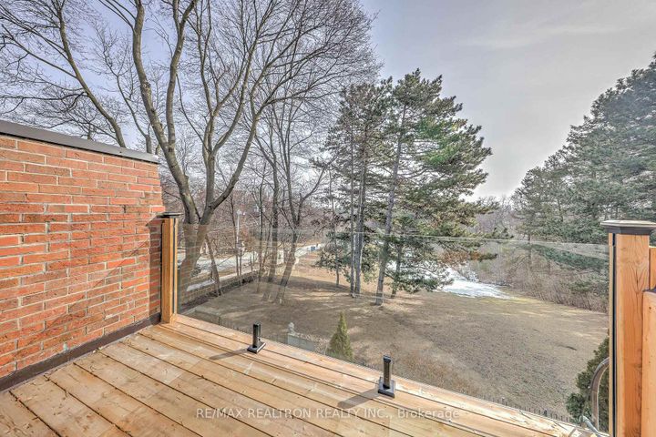 Photo 29 at B - 187 Sherwood Avenue, Mount Pleasant East, Toronto